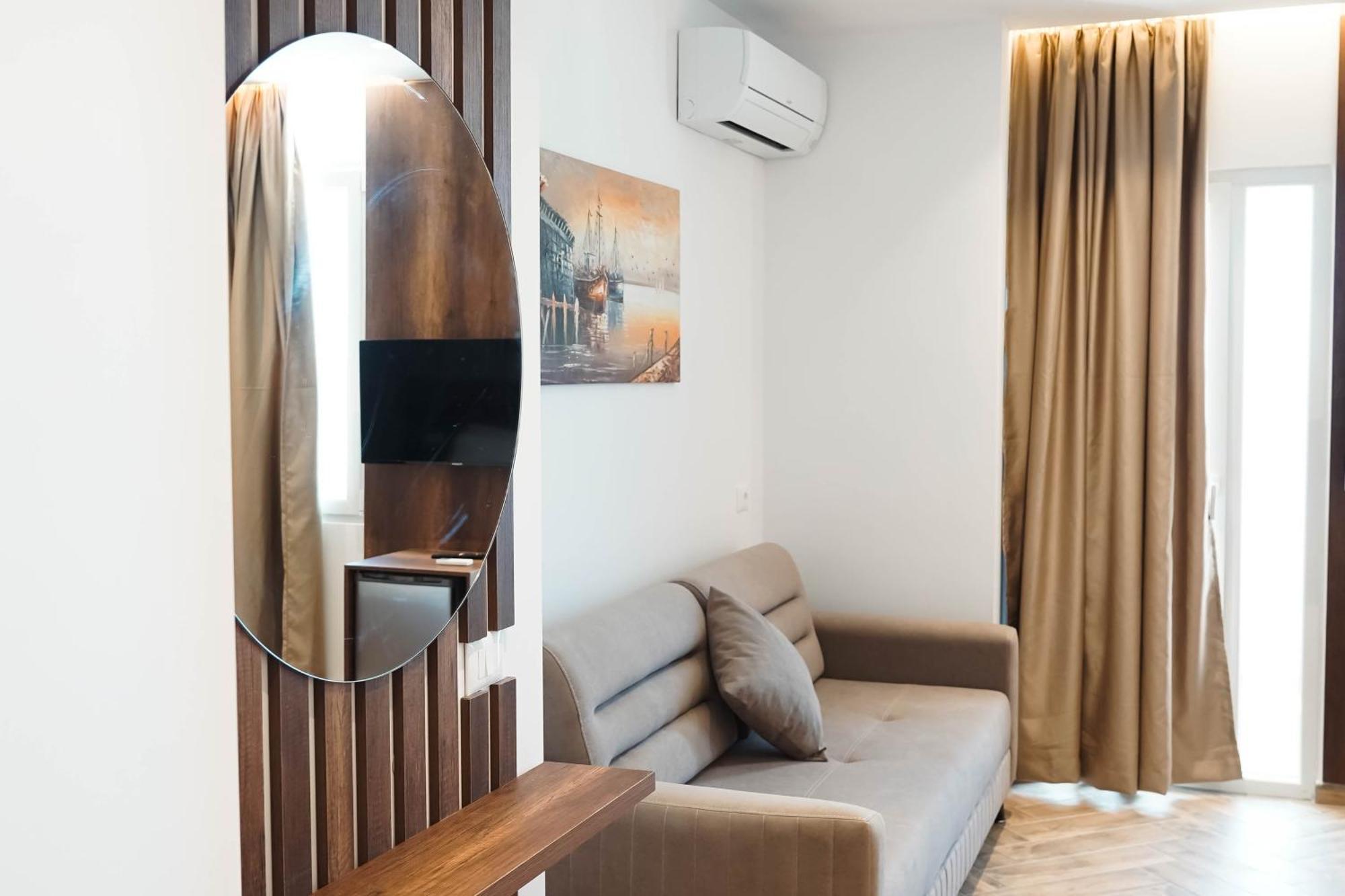 Marina Rooms Durres Exterior photo