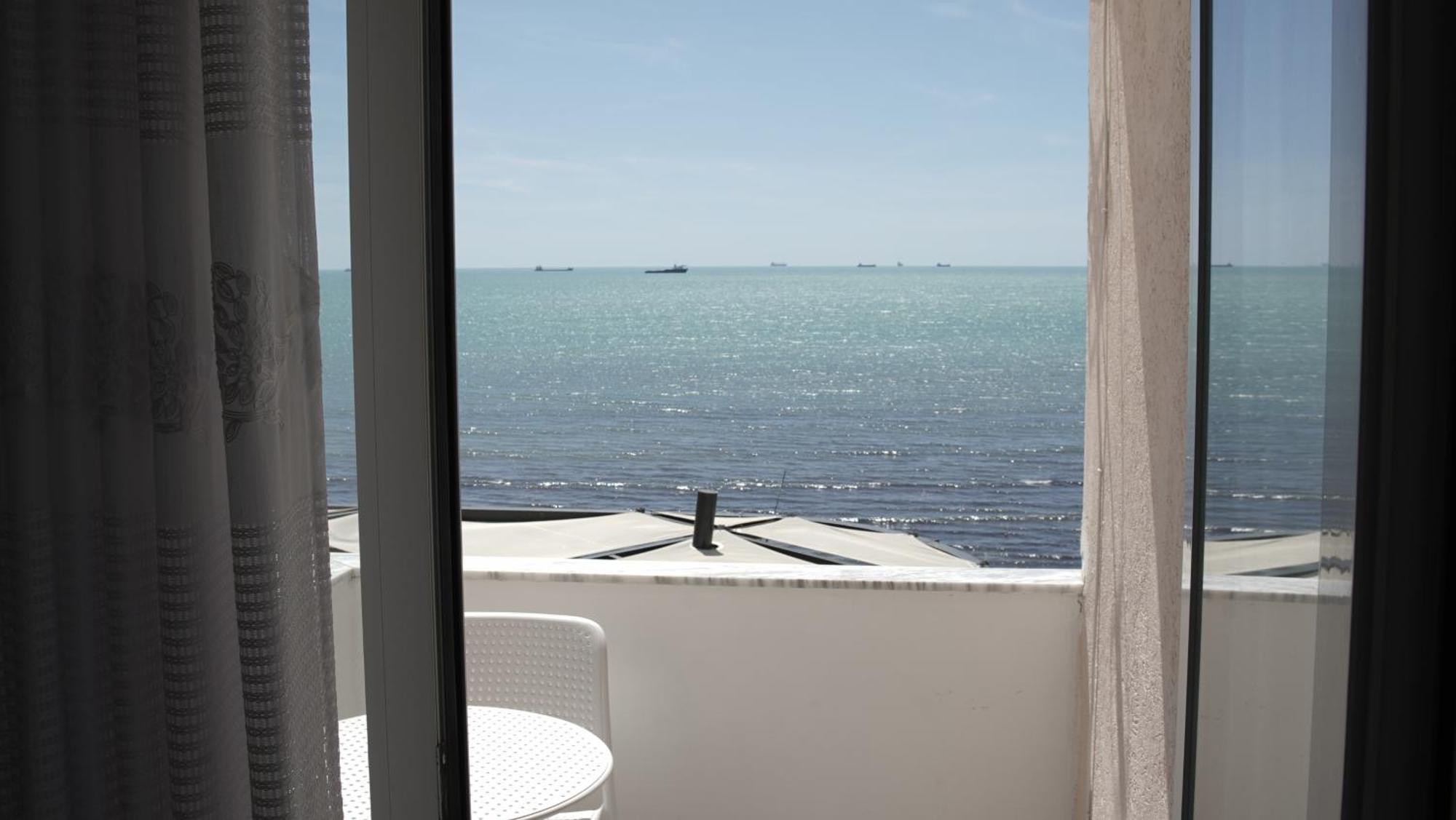 Marina Rooms Durres Exterior photo